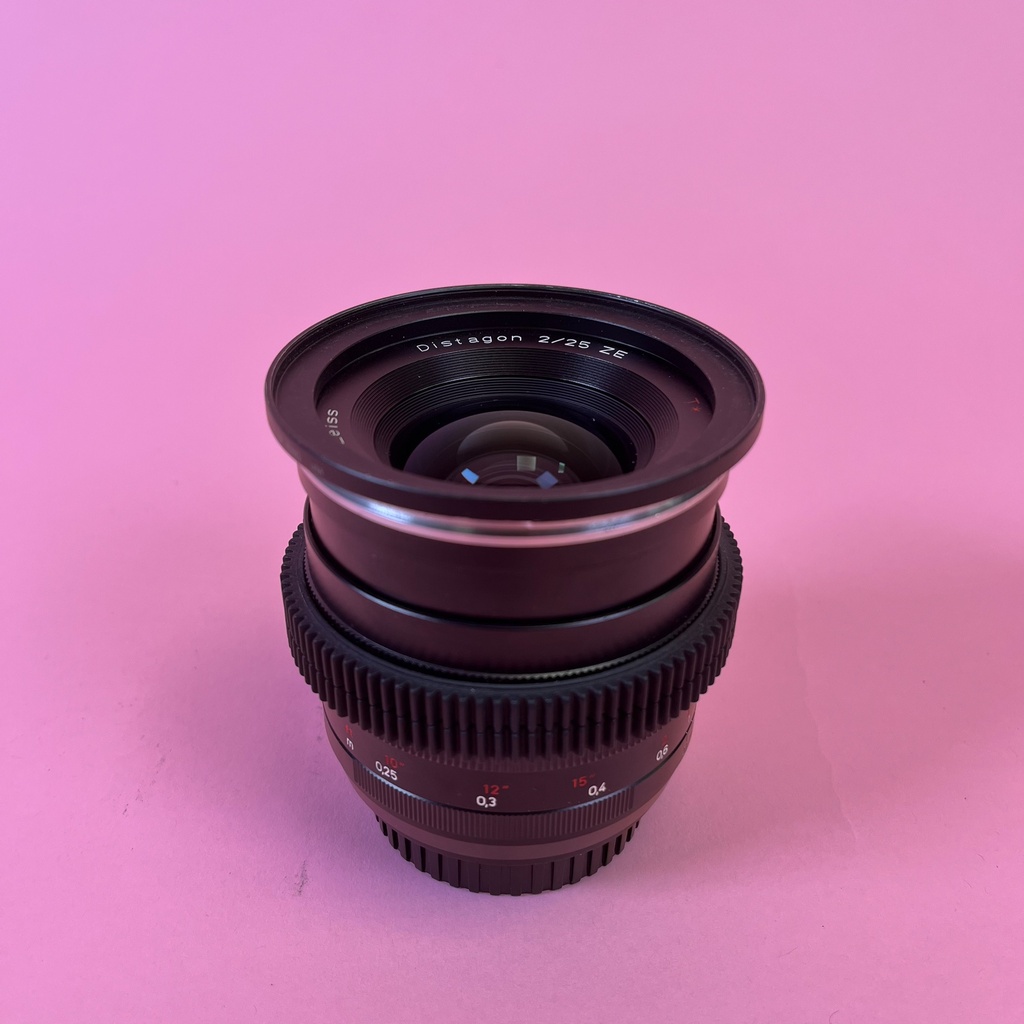 Carl Zeiss Distagon T 25mm f/2 ZE Classic