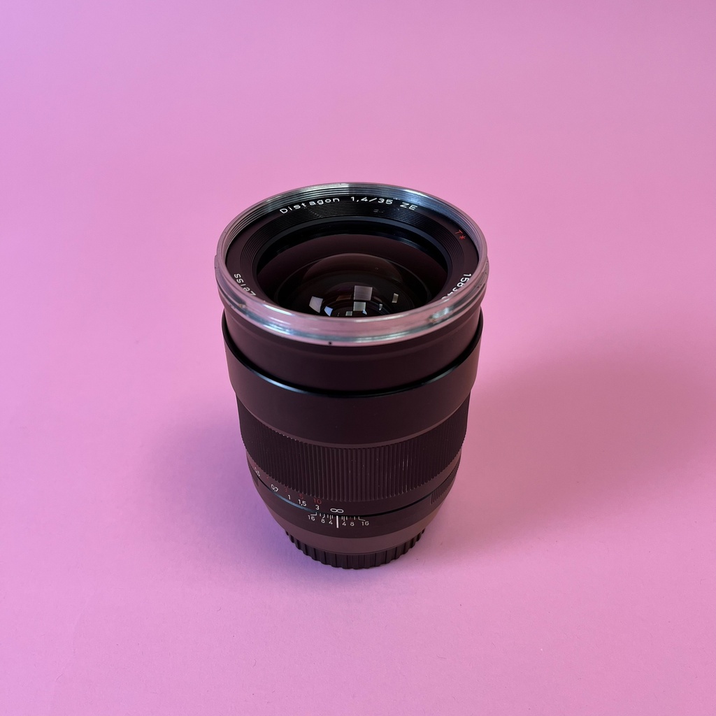 Carl Zeiss Distagon T 35mm f/1.4 ZE Classic