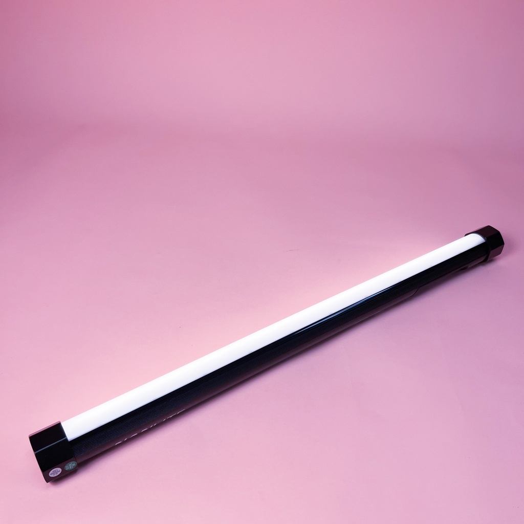 Aputure  Amaran pT2C RBGWW LED Tube