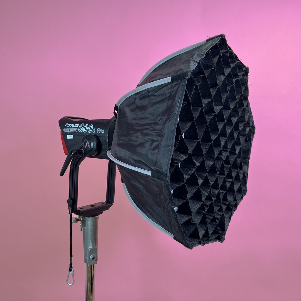 Bowens mount softbox 65cm