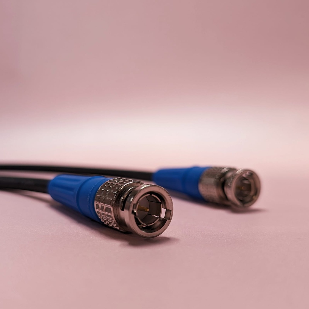 Diff-E-Rent Cable - Canare BNC 15m