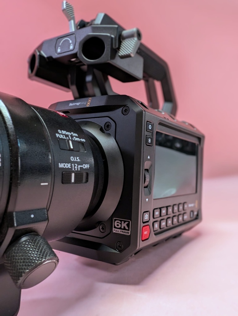 Blackmagic Design PYXIS 6K Cinema Box Camera (Leica L) 