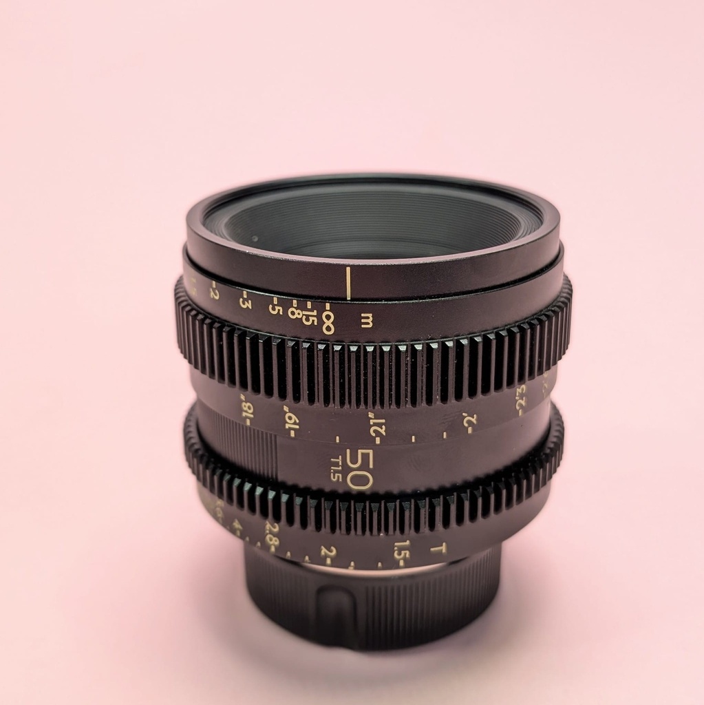 Thypoch Simera-C 50mm T1.5 Cine Lens (Leica M)