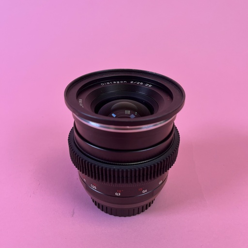 Carl Zeiss Distagon T 25mm f/2 ZE Classic
